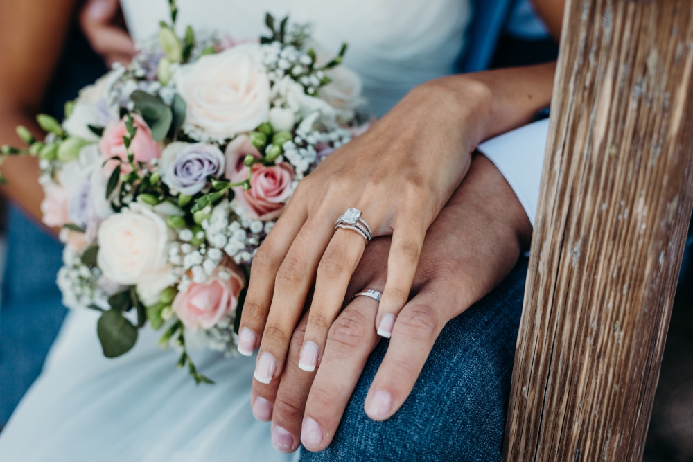 Have your magical wedding at one of the best Durham wedding venues in North Carolina. Nothings spells intimacy better than a pair of newly adorned hands and a bouquet of fresh flowers.